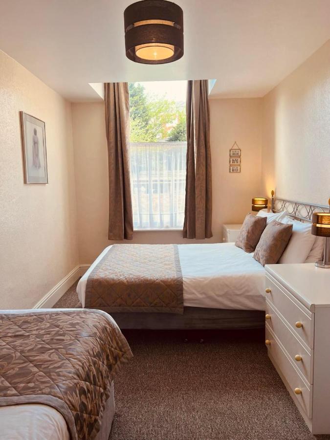 Brialene Holiday Flats Scarborough Extérieur photo