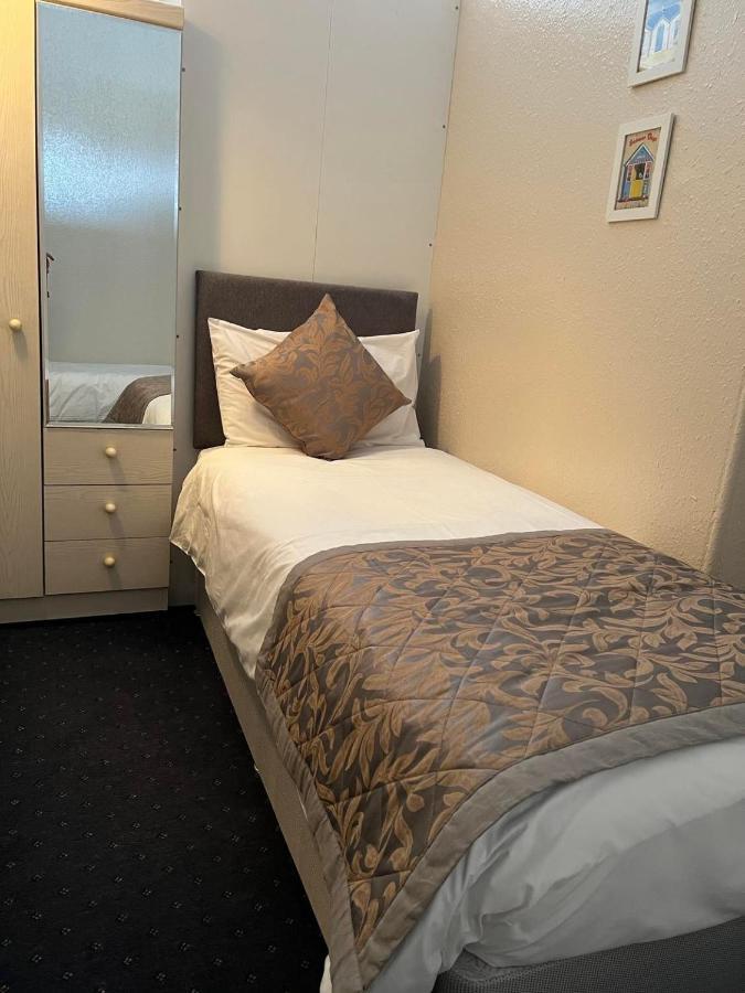 Brialene Holiday Flats Scarborough Extérieur photo